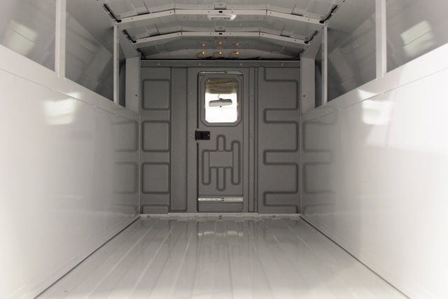 2025 Chevrolet Express Commercial Cutaway 3500 Van 139" - 22905167 - 13