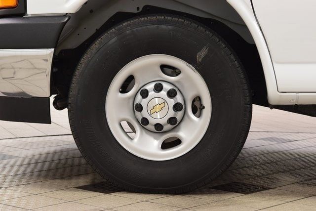 2025 Chevrolet Express Commercial Cutaway 3500 Van 139" - 22905167 - 14