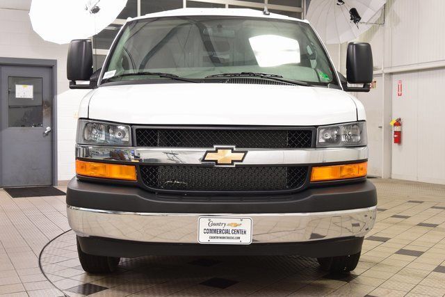 2025 Chevrolet Express Commercial Cutaway 3500 Van 139" - 22905167 - 1