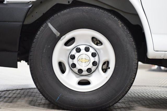 2025 Chevrolet Express Commercial Cutaway 3500 Van 139" - 22917058 - 14