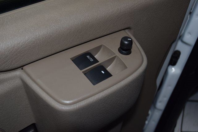 2025 Chevrolet Express Commercial Cutaway 3500 Van 139" - 22995473 - 26