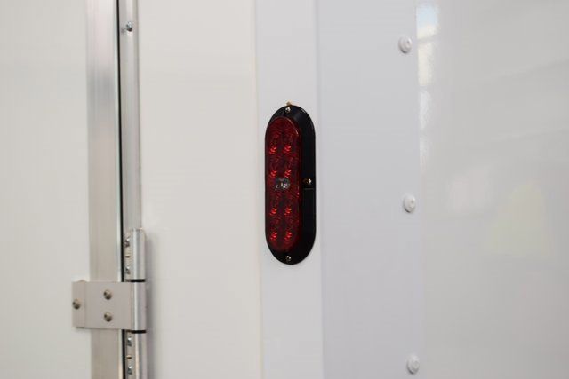 2025 Chevrolet Express Commercial Cutaway 3500 Van 139" - 22995474 - 11