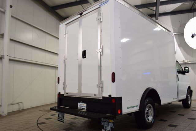 2025 Chevrolet Express Commercial Cutaway 3500 Van 139" - 22995474 - 3