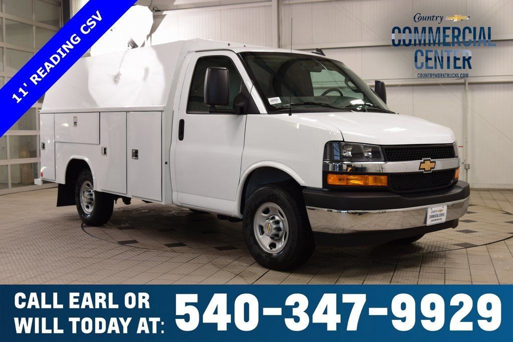 2025 Chevrolet Express Commercial Cutaway 3500 Van 139" - 23012413 | Video 1