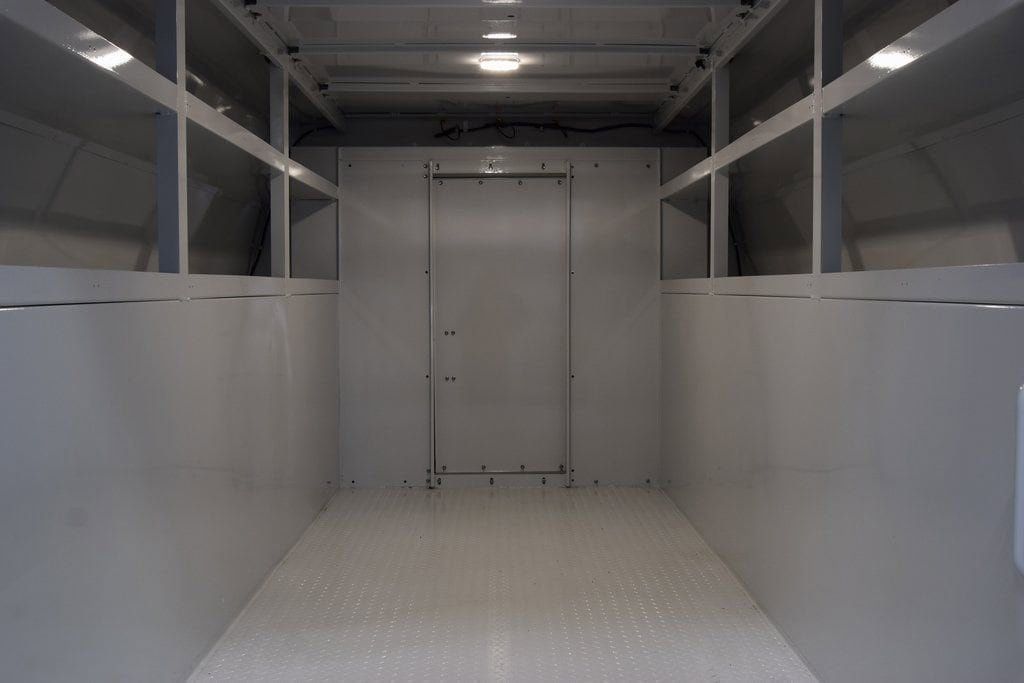 2025 Chevrolet Express Commercial Cutaway 3500 Van 139" - 23012413 - 13