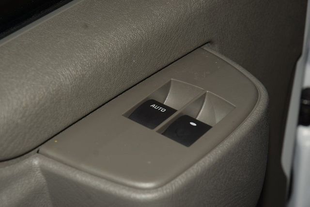 2025 Chevrolet Express Commercial Cutaway 3500 Van 139" - 23012413 - 27