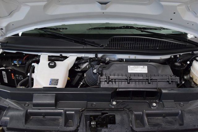 2025 Chevrolet Express Commercial Cutaway 3500 Van 139" - 23012419 - 16