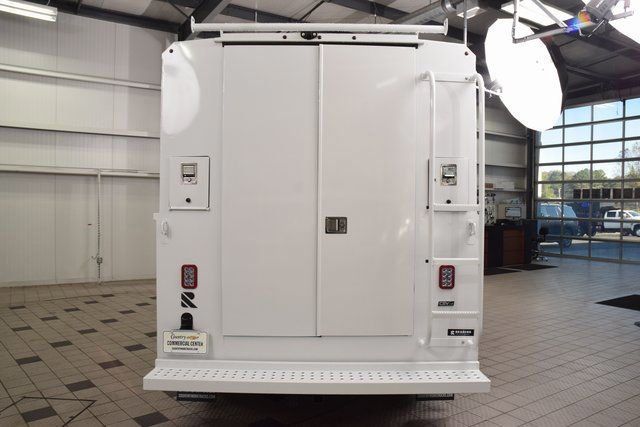2025 Chevrolet Express Commercial Cutaway 3500 Van 139" - 23012419 - 3