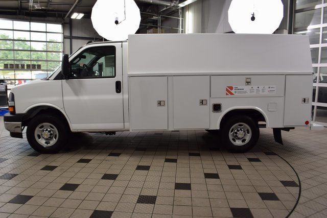 2025 Chevrolet Express Commercial Cutaway 3500 Van 139" - 23044785 - 2