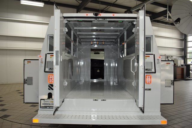 2025 Chevrolet Express Commercial Cutaway 3500 Van 139" - 23044785 - 31