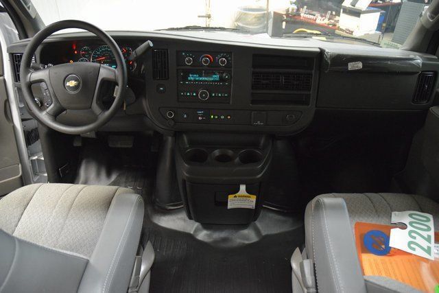 2025 Chevrolet Express Commercial Cutaway 3500 Van 139" - 23044788 - 17