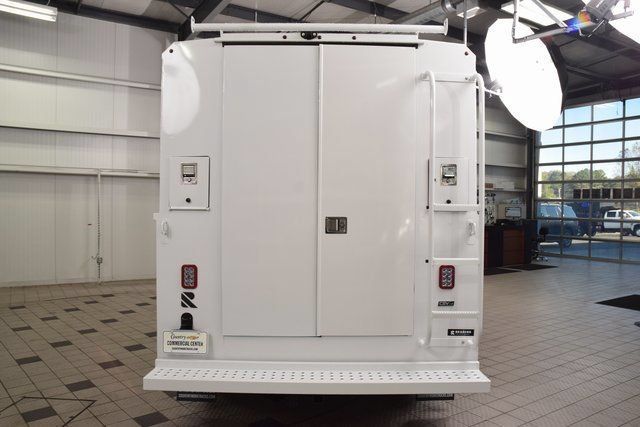 2025 Chevrolet Express Commercial Cutaway 3500 Van 139" - 23044788 - 3