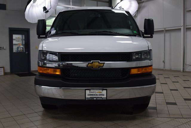 2025 Chevrolet Express Commercial Cutaway 3500 Van 139" - 23044792 - 1