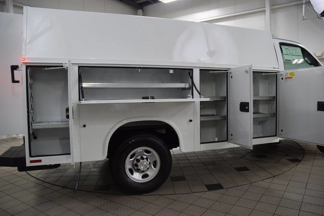 2025 Chevrolet Express Commercial Cutaway 3500 Van 139" - 23044792 - 35