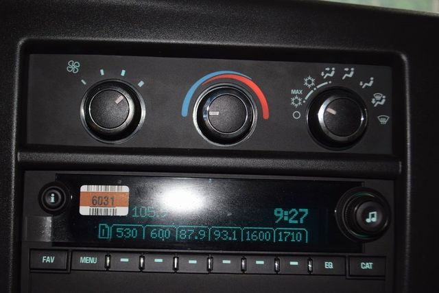 2025 Chevrolet Express Commercial Cutaway 3500 Van 159" - 22868269 - 35