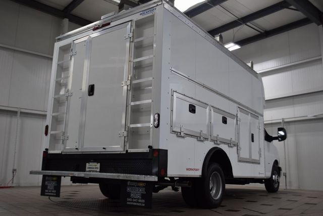 2025 Chevrolet Express Commercial Cutaway 3500 Van 159" - 22868269 - 7