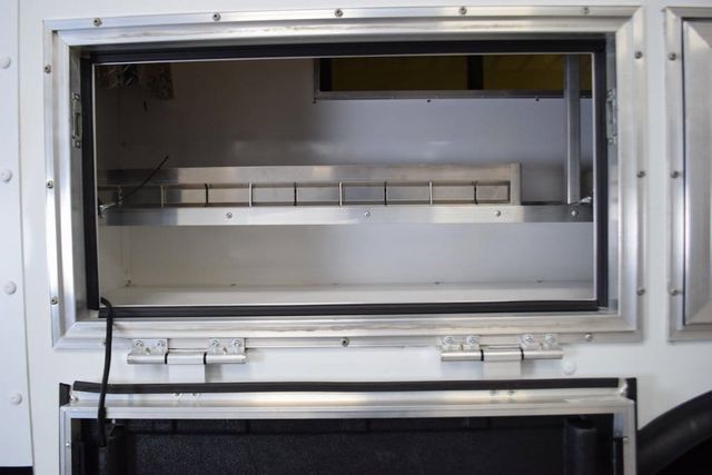 2025 Chevrolet Express Commercial Cutaway 3500 Van 159" - 22963257 - 21