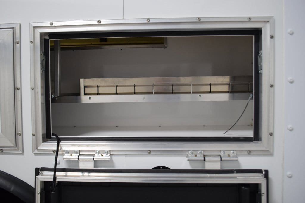 2025 Chevrolet Express Commercial Cutaway 3500 Van 159" - 22963257 - 28