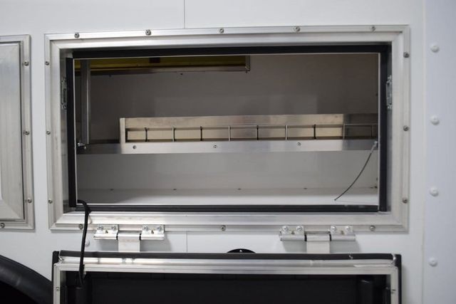 2025 Chevrolet Express Commercial Cutaway 3500 Van 159" - 22963257 - 28