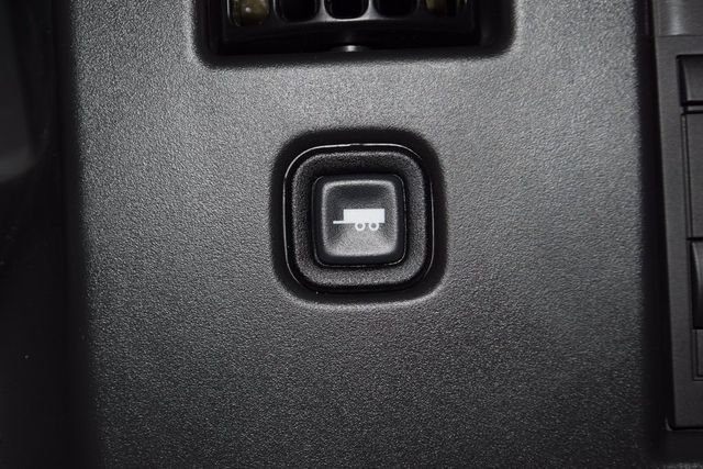 2025 Chevrolet Express Commercial Cutaway 3500 Van 159" - 22963257 - 36