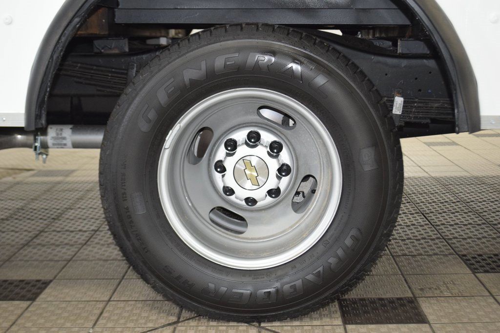 2025 Chevrolet Express Commercial Cutaway 3500 Van 159" - 22995472 - 13