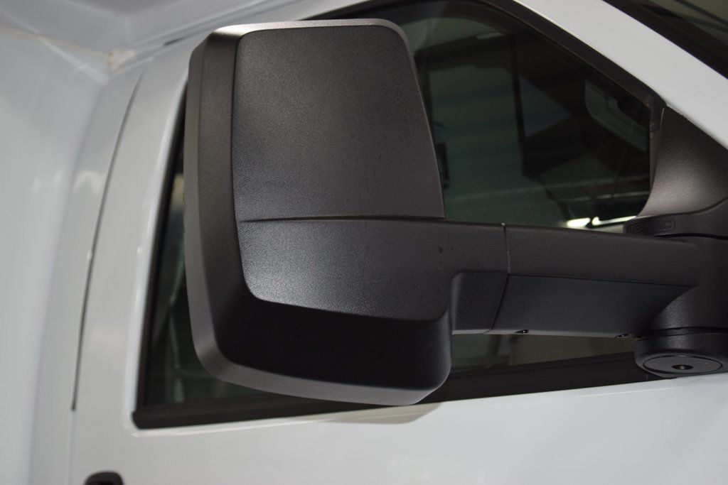 2025 Chevrolet Express Commercial Cutaway 3500 Van 159" - 22995472 - 15