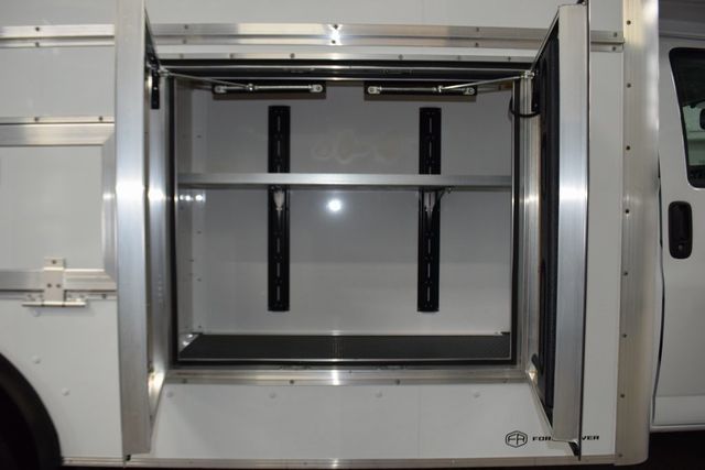 2025 Chevrolet Express Commercial Cutaway 3500 Van 159" - 22995472 - 17