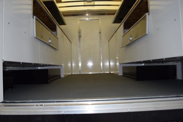 2025 Chevrolet Express Commercial Cutaway 3500 Van 159" - 22995472 - 26