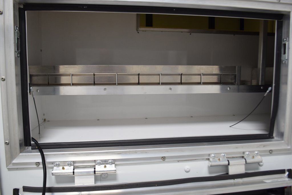 2025 Chevrolet Express Commercial Cutaway 3500 Van 159" - 22995472 - 30