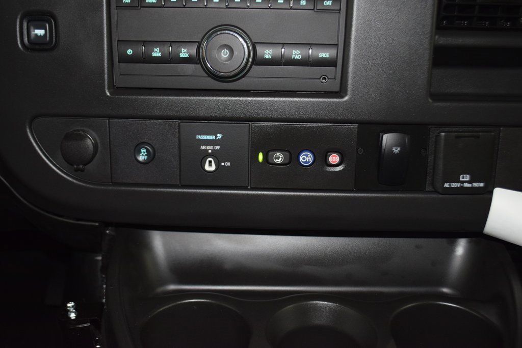 2025 Chevrolet Express Commercial Cutaway 3500 Van 159" - 22995472 - 33