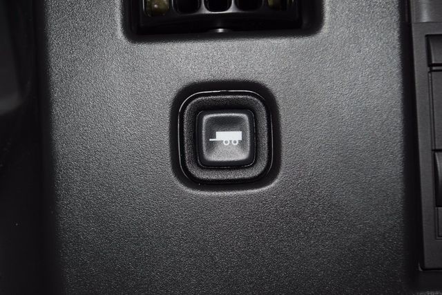 2025 Chevrolet Express Commercial Cutaway 3500 Van 159" - 22995472 - 36