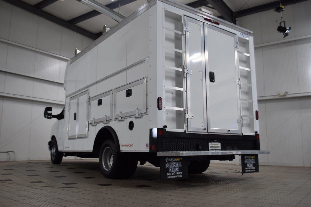 2025 Chevrolet Express Commercial Cutaway 3500 Van 159" - 22995472 - 5