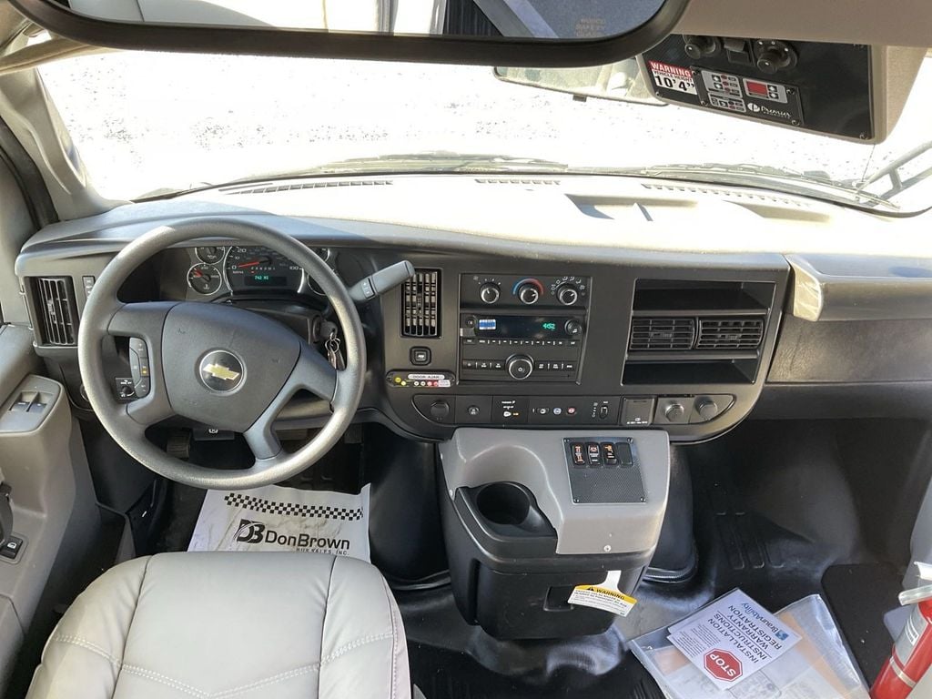 2025 Chevrolet HLE HLE COACH - 21993468 - 8