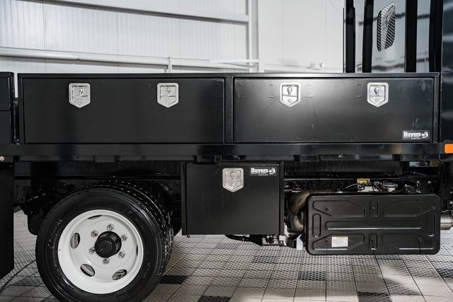 2025 Chevrolet Low Cab Forward 5500 XD  - 22868280 - 17