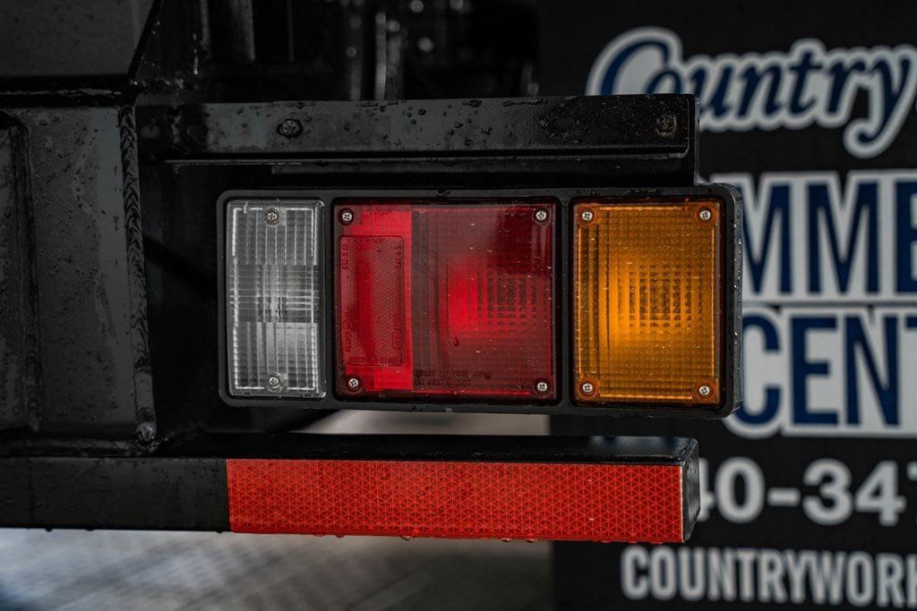 2025 Chevrolet Low Cab Forward 5500 XD  - 22868280 - 20