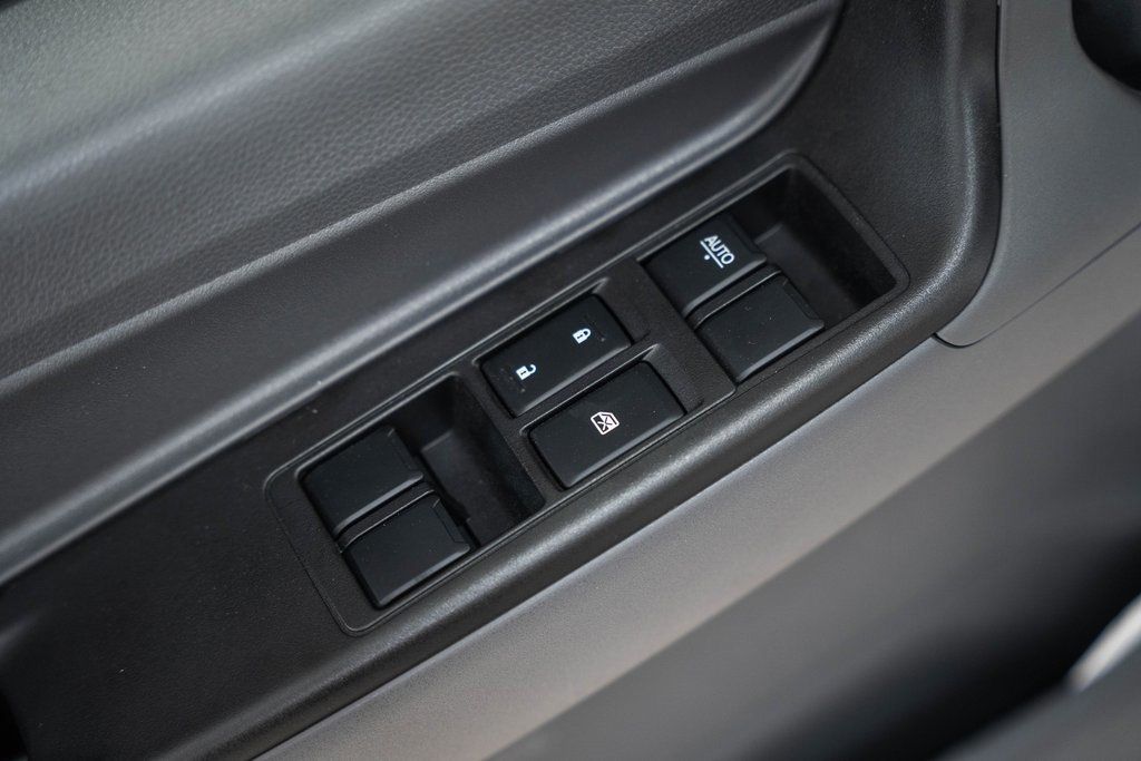 2025 Chevrolet Low Cab Forward 5500 XD  - 22868280 - 36