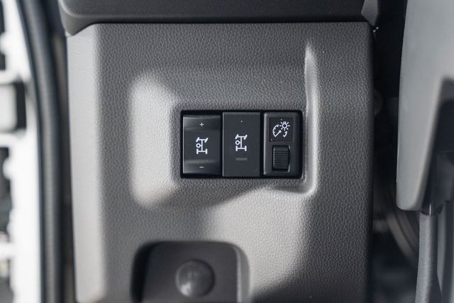 2025 Chevrolet Low Cab Forward 5500 XD  - 22868280 - 38