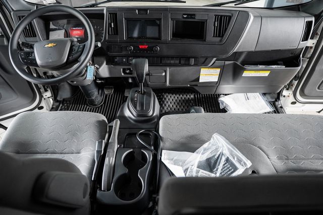 2025 Chevrolet Low Cab Forward 5500 XD  - 22868281 - 23