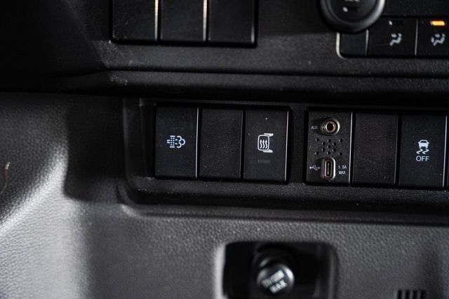 2025 Chevrolet Low Cab Forward 5500 XD  - 22868281 - 26