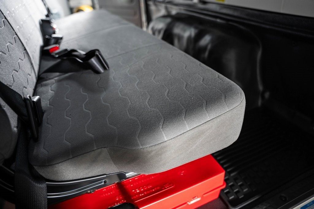 2025 Chevrolet Low Cab Forward 5500 XD  - 22868281 - 32