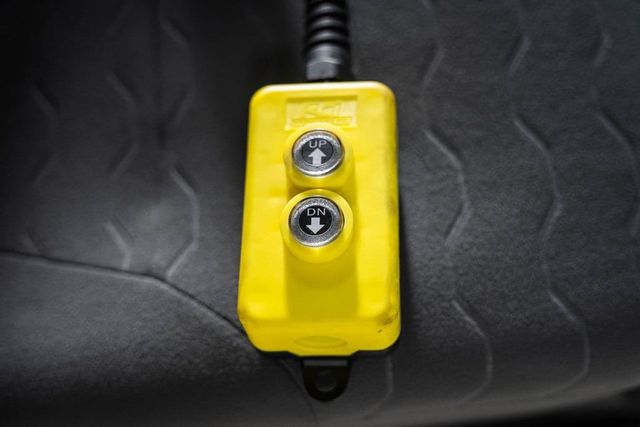 2025 Chevrolet Low Cab Forward 5500 XD  - 22868281 - 34