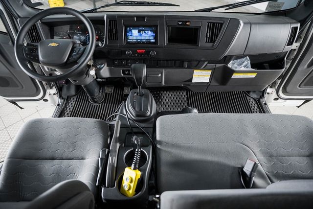 2025 Chevrolet Low Cab Forward 5500 XD  - 22868282 - 20