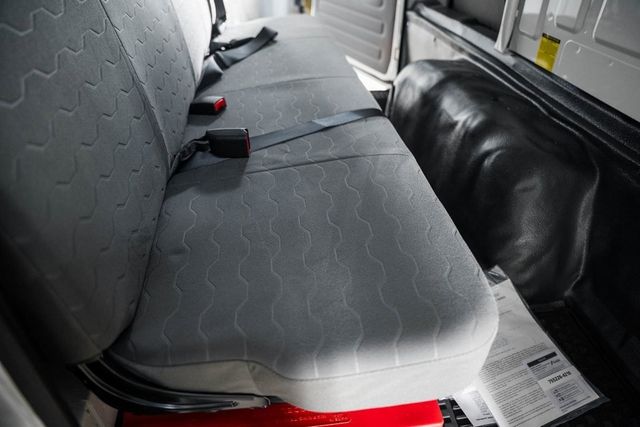 2025 Chevrolet Low Cab Forward 5500 XD  - 22868282 - 30