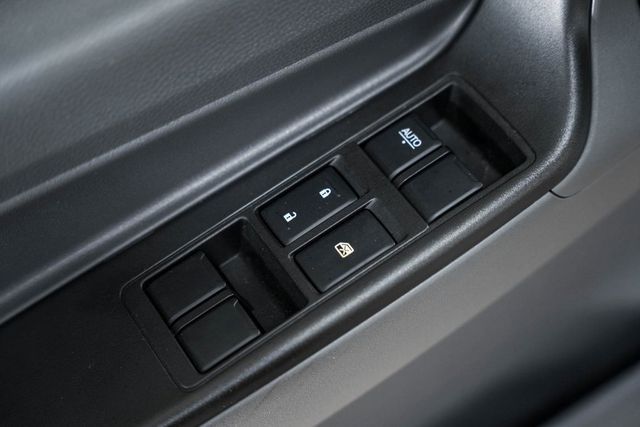 2025 Chevrolet Low Cab Forward 5500 XD  - 22868282 - 34