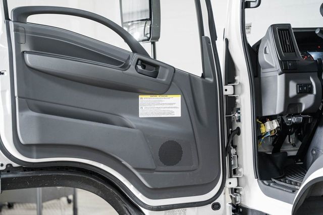 2025 Chevrolet Low Cab Forward 5500 XD  - 22964388 - 33