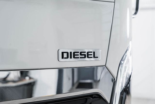 2025 Chevrolet Low Cab Forward 5500 XD  - 22977642 - 10