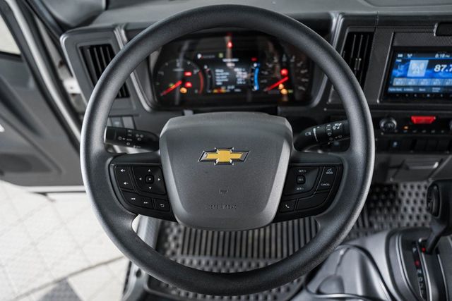 2025 Chevrolet Low Cab Forward 5500 XD  - 22977642 - 27