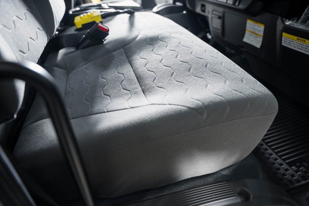 2025 Chevrolet Low Cab Forward 5500 XD  - 22977642 - 31