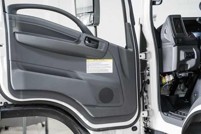 2025 Chevrolet Low Cab Forward 5500 XD  - 22977642 - 33