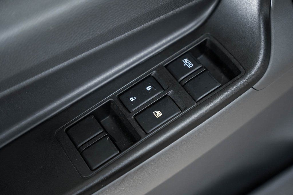 2025 Chevrolet Low Cab Forward 5500 XD  - 22977642 - 34